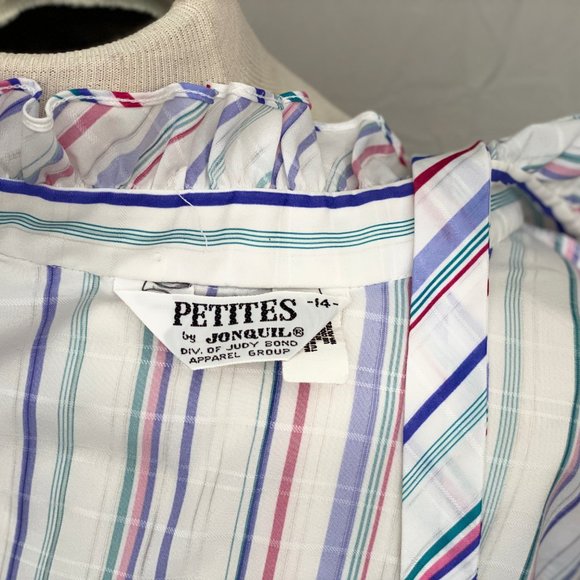 SOLD Vintage Ruffle Neck Collared Blouse - Picture 9 of 11